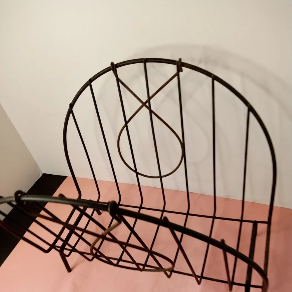 Vintage Mid Century Modern or Art Deco Black Wire Metal Magazine Album Holder‎